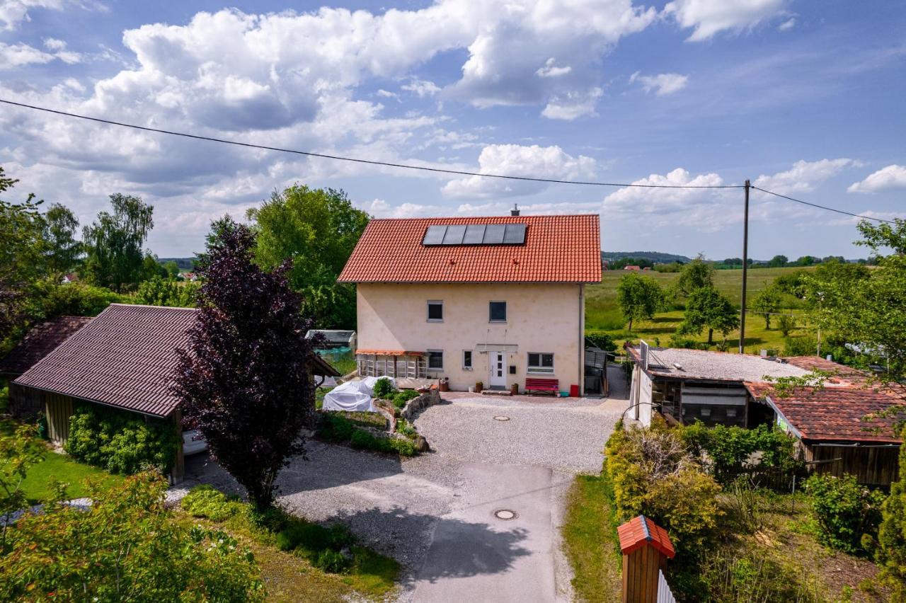 Ruhe Auf Dem Land 2 - Anni Apartamento Aulendorf Exterior foto